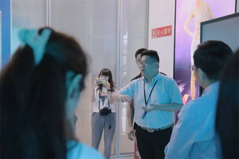 g.jpg